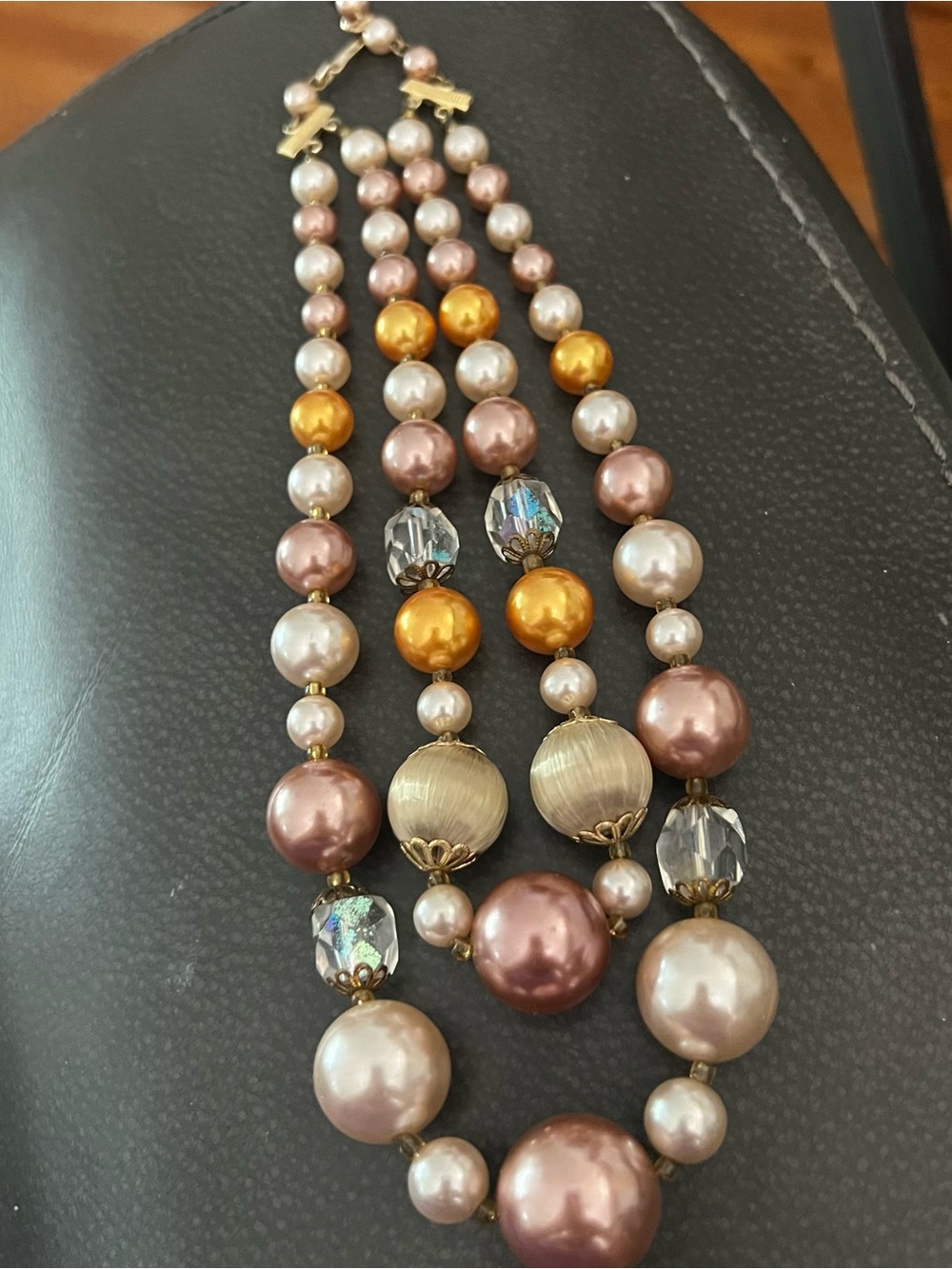 Elegant Multi-Strand Pearl Necklace in Rose, Gold and Cream - VINTAGE Unbranded